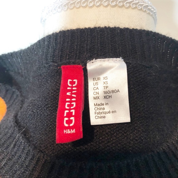 ** H&M Divided Fox Sweater Size XS - Picture 4 of 5